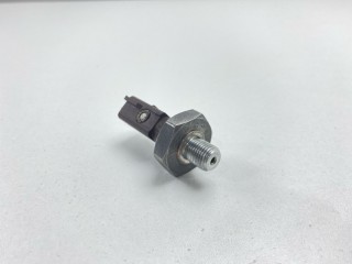 Датчик давления масла, ориг. номер 038919081H, Volkswagen Passat 2011-2015