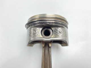 Поршень с шатуном, ориг. номер 060381, 0628R7, Peugeot 407 2004-2008