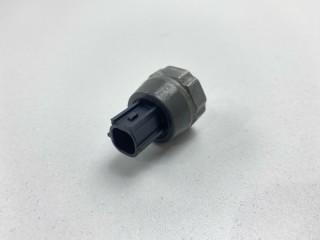Датчик давления масла, ориг. номер 252404M400, Nissan Note 2008-2013