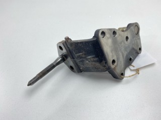 Кронштейн опоры двигателя, ориг. номер 2161138013, Hyundai Santa Fe 2000-2004