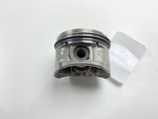 Поршень, ориг. номер 8200203129, Renault Megane 2006-2009