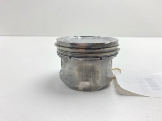 Поршень, ориг. номер 8200203129, Renault Megane 2006-2009
