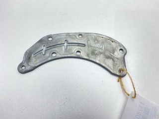 Крышка двигателя Subaru Forester 2007-2011