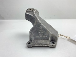 Кронштейн опоры двигателя Audi A6 1997-2001