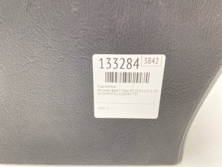 Подлокотник, ориг. номер A2106800750, A2106801739, Mercedes-Benz E-Class 1993-1998