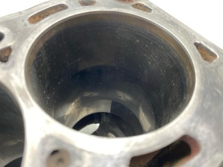 Блок цилиндров, ориг. номер 110004M700, 110004M70A, Nissan Expert 1999-2007