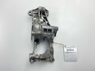 Корпус помпы BMW 3-Series 2011-2016