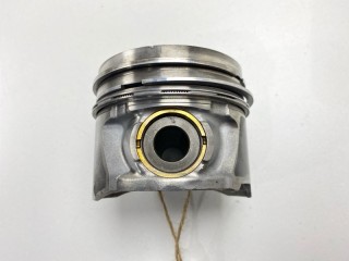 Поршень, ориг. номер 2341027940, 23410-27941, Hyundai Santa Fe 2004-2012