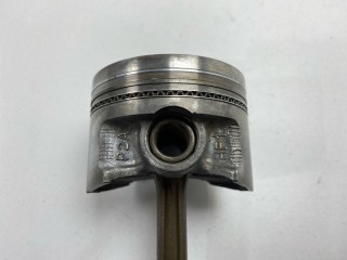 Поршень с шатуном, ориг. номер 13210-PM1-000, 13010-P2A-000, Honda Partner 1996-2006
