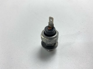 Датчик давления масла, ориг. номер 25240KA040, Subaru Impreza 1992-1996