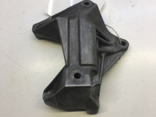 Кронштейн актуатора РКПП, ориг. номер 31361-64010, Toyota Corolla 2006-2010