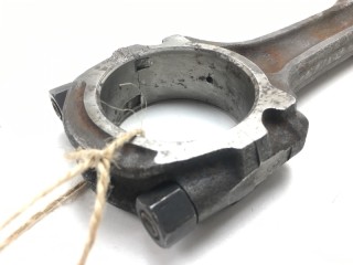 Шатун, ориг. номер 1210013C00, 1210028C00, Nissan Vanette Largo