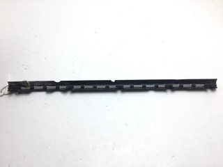 Крепление уплотнителя двери, ориг. номер 4F0831345B, Audi A6 2004-2008