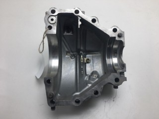Крышка дифференциала, ориг. номер 35104-33903, Toyota Mark II Wagon Qualis 1998-2002