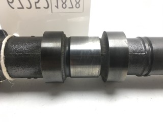 Распредвал выпускной, ориг. номер 13034AA101, 13034AA102, Subaru Legacy B4