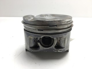 Поршень, ориг. номер 12100-69810, 12100-69811, Chevrolet Cruze