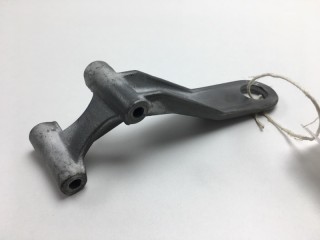 Крюк двигателя, ориг. номер 2712231241, Mercedes-Benz C-Class 2000-2004