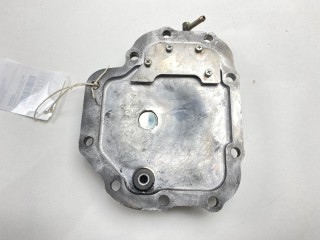 Крышка раздаточной коробки, ориг. номер 3835003V00, Nissan Gloria 1987-1999