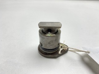 Фиксатор КПП, ориг. номер 3218060J10, 3218060J11, Nissan Primera 1990-1997