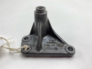 Кронштейн ролика натяжного, ориг. номер 059145174A, Audi Q7 2005-2009