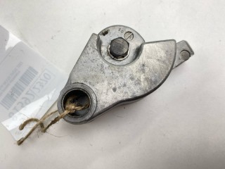 Кронштейн ролика натяжного, ориг. номер 13505-20030, Toyota Windom 2001-2004