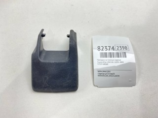Накладка на полозья сиденья, ориг. номер 72137-68060, Toyota Wish 2003-2005