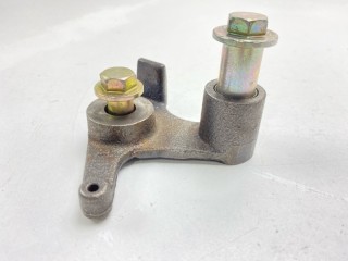 Кронштейн ролика натяжного, ориг. номер 13505-88480, Toyota Curren 1994-1995