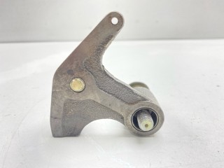 Кронштейн ролика натяжного, ориг. номер 13505-88480, Toyota Curren 1994-1995