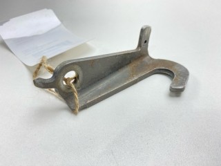 Крюк двигателя, ориг. номер 12281-15050, Toyota Carina 1992-1998