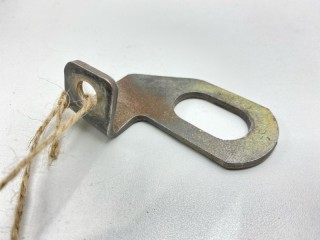 Крюк двигателя, ориг. номер FS01-10-561, Mazda Premacy 2001-2005