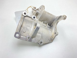 Кронштейн ролика натяжного, ориг. номер 25271-4A001, Kia Sorento 2002-2006