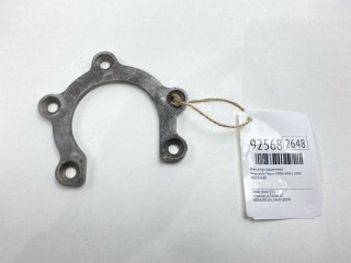 Фиксатор подшипника, ориг. номер MB896680, Mitsubishi Pajero 2006-2011