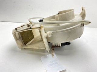Корпус мотора печки, ориг. номер 87130-87003, 87130-87004, Toyota Town Ace 1988-1991