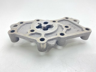 Масляный насос раздаточной коробки, ориг. номер 31340-0W410, 31340-0W411, 31340-0W412, Nissan Terrano 1995-1999
