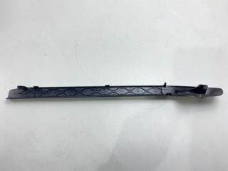 Накладка на полозья сиденья, ориг. номер 1J0881088B, Volkswagen Passat 1988-1997