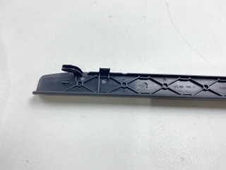 Накладка на полозья сиденья, ориг. номер 1J0881088B, Volkswagen Passat 1988-1997
