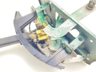 Селектор КПП, ориг. номер 3490132R20, Nissan Prairie 1988-1998