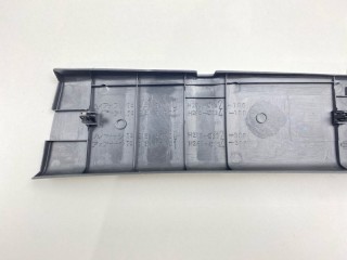 Накладка на стойку, ориг. номер 7691332R00, Nissan Prairie 1988-1998
