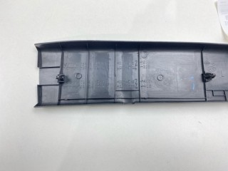 Накладка на стойку, ориг. номер 7691432R00, Nissan Prairie 1988-1998