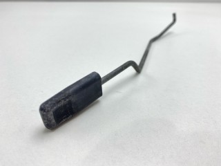 Кнопка блокировки замка, ориг. номер 8251230R00, 80595W1020, Nissan Prairie 1988-1998