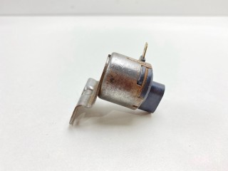 Клапан вакуумный, ориг. номер 9225001S00, Nissan Vanette Serena