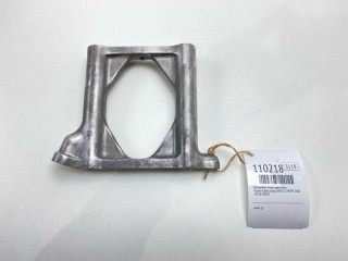 Кронштейн опоры двигателя, ориг. номер 12316-62020, Toyota Camry Gracia