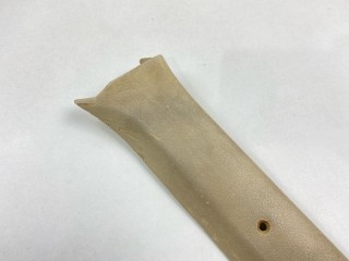 Накладка на стойку, ориг. номер G00168191, Mazda 626 1979-1982