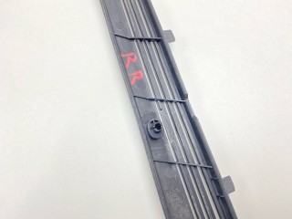 Накладка на стойку, ориг. номер G00151901, Mazda 626 1979-1982