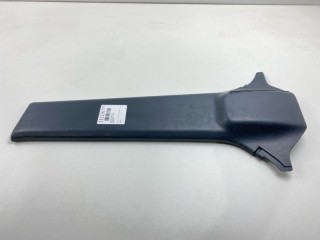 Накладка на стойку, ориг. номер G00168241, Mazda 626 1979-1982