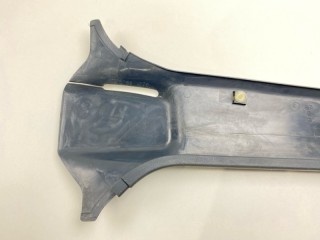 Накладка на стойку, ориг. номер G00168241, Mazda 626 1979-1982