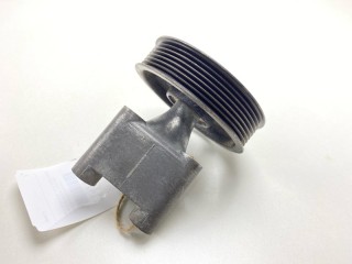 Кронштейн ролика, ориг. номер 16603-28020, 16631-28030, 16631-28031, Toyota Estima 2003-2006