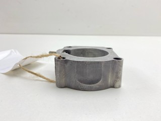 Проставка дроссельной заслонки, ориг. номер 22235-70010, Toyota Mark II 1998-2002