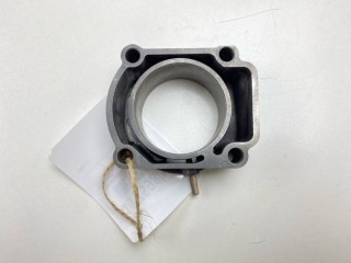 Проставка дроссельной заслонки, ориг. номер 22235-70010, Toyota Mark II 1998-2002