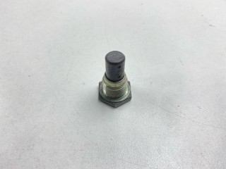 Пробка сливная, ориг. номер MB569372, Mitsubishi Lancer Cedia 2000-2003